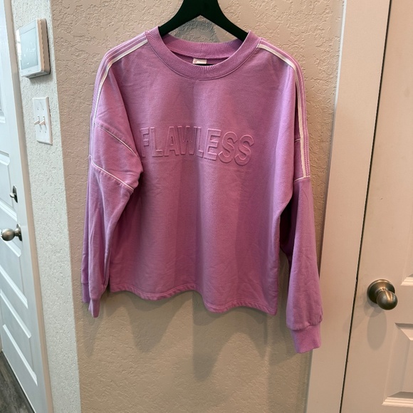 NO BOUNDARIES Pink XXXL/ 3XL Women's Sweatshirt with Embossed FLAWLESS letters - Picture 1 of 11